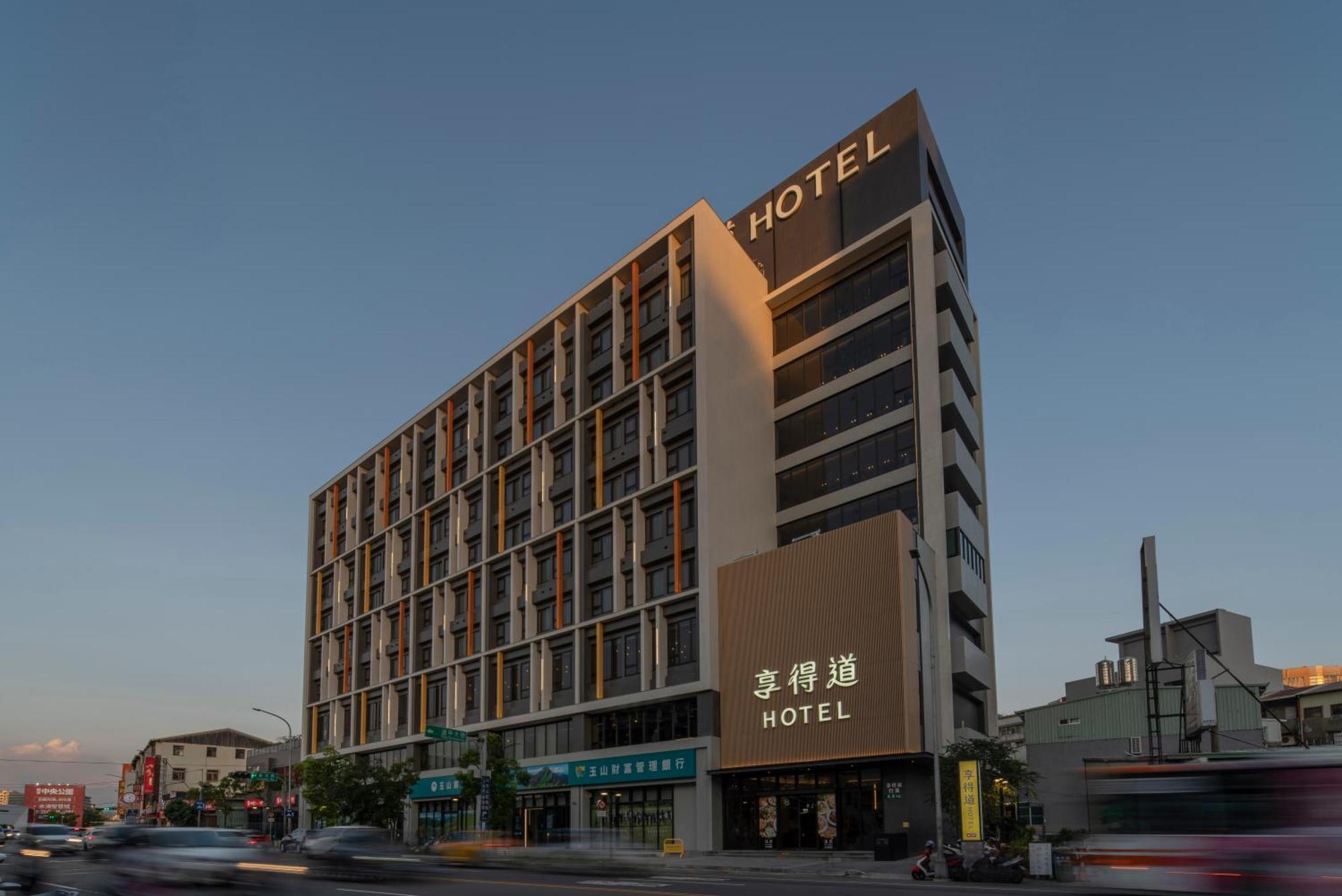 In Joy Hotel Taichung Esterno foto
